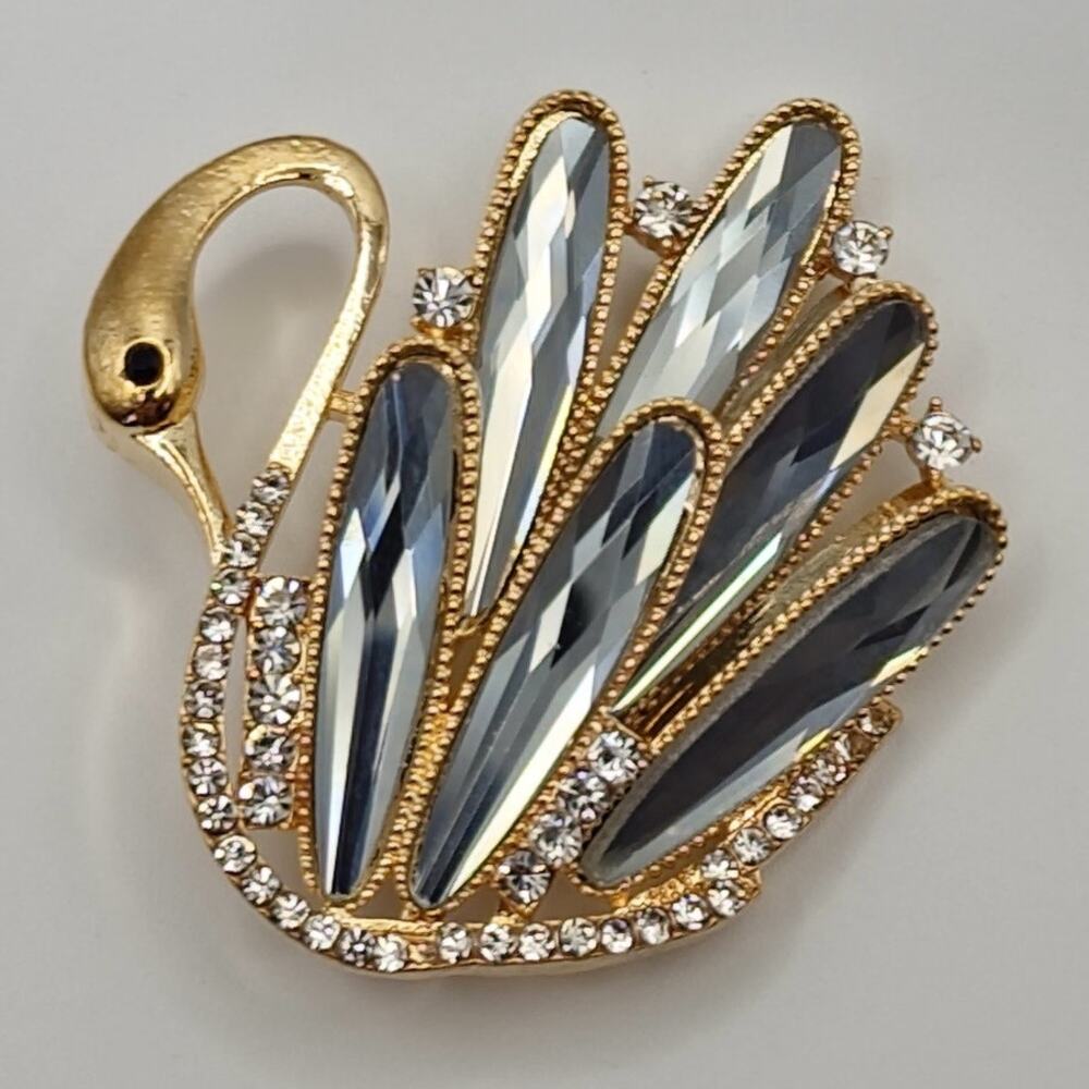 Swan Brooch Gold Tone Metal Clear Faux Jewels Rhinestones Beautiful